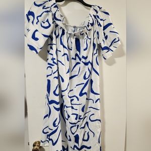 Beautiful drop shoulder dress